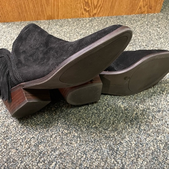 LUCKY BRAND Suede Leather Western Fringe Black Booties (6) - Picture 4 of 5